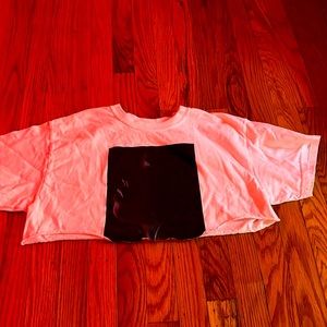 cute cropped H.E.R tee